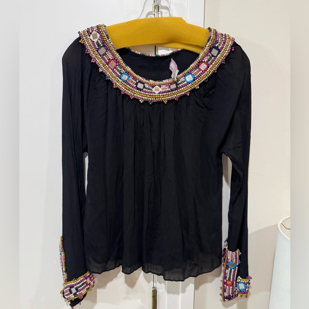 Monique Leshman top